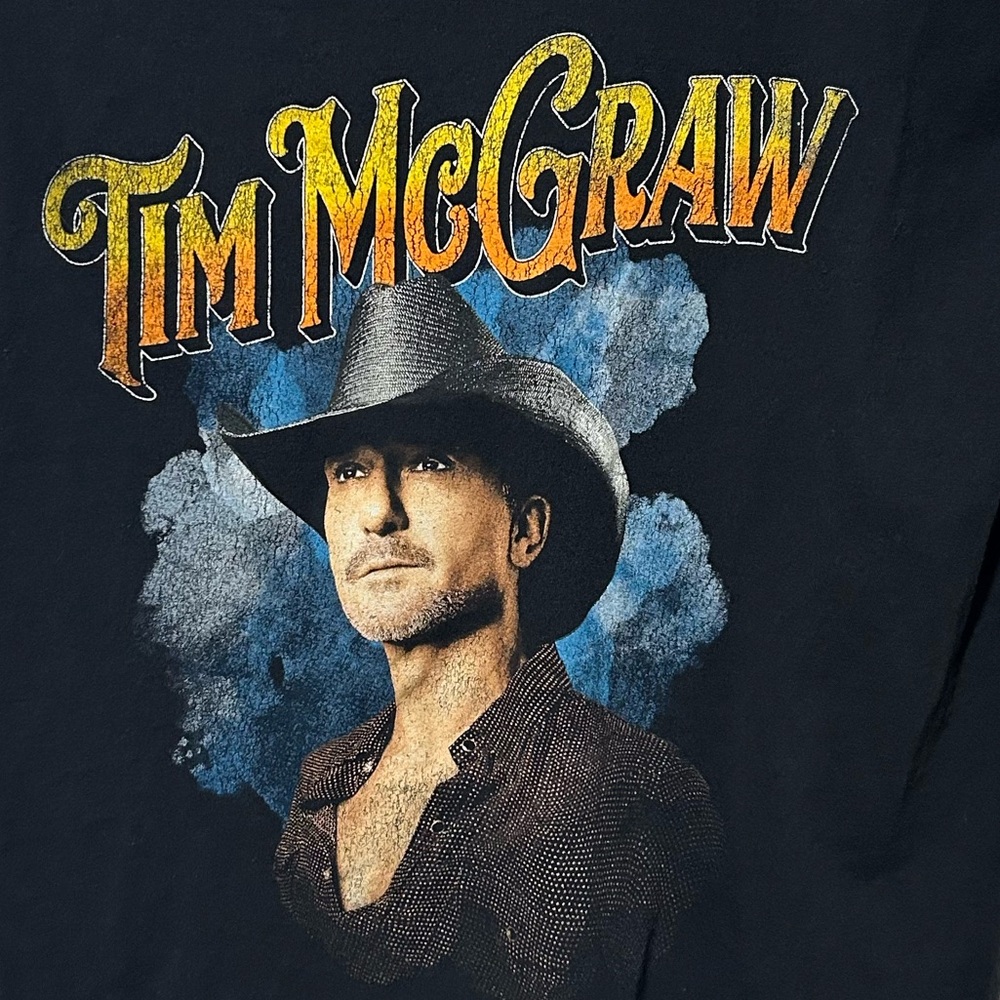 Tim McGraw unisex size large black concert t-shirt. - Picture 2 of 5